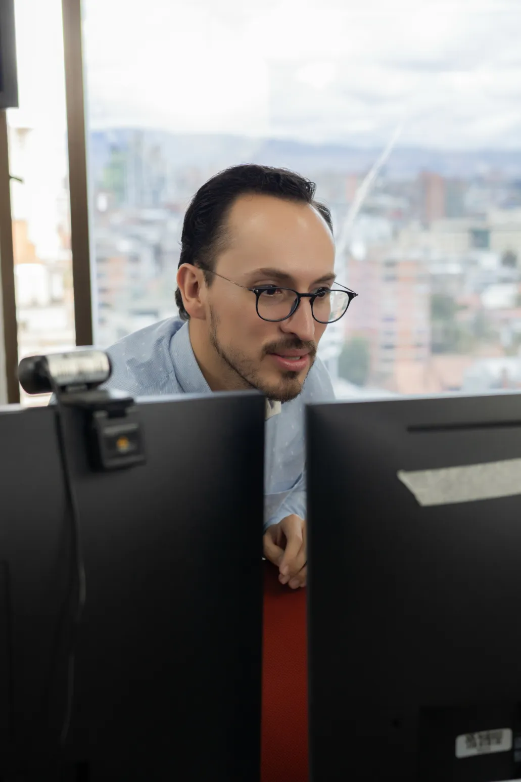 Acciones y Valores – recepción de invitados – fotografía corporativa en Colombia