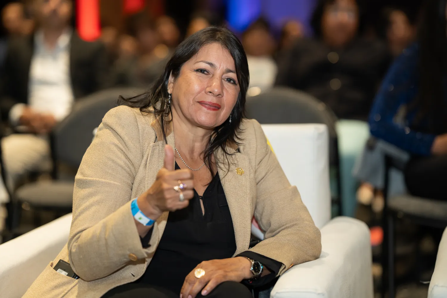 DXN – firma de acuerdo – fotografía corporativa en Bogotá