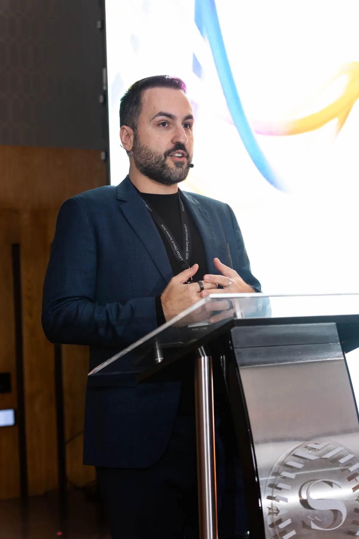 Illumina Latam Summit 2026 – firma de acuerdo – fotografía corporativa en Colombia