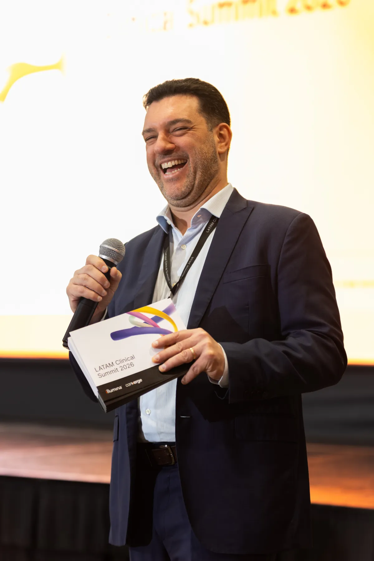 Illumina Latam Summit 2026 – asistentes en el salón – fotografía corporativa en Colombia