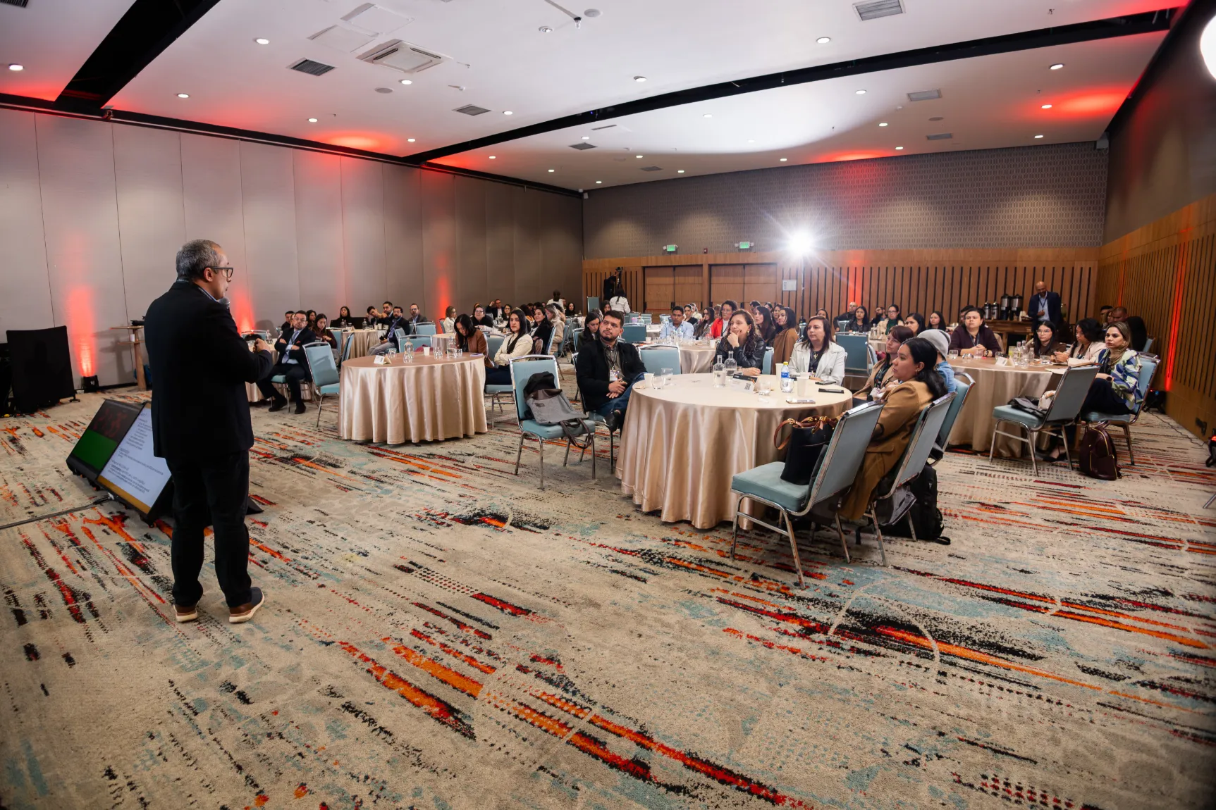 Illumina Latam Summit 2026 – recepción de invitados – fotografía corporativa en Colombia