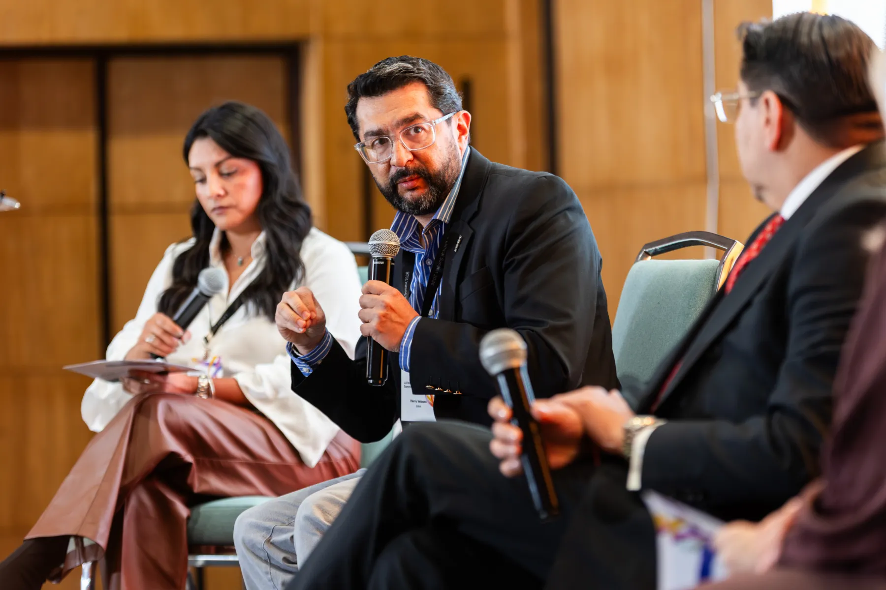 Illumina Latam Summit 2026 – asistentes en el salón – fotografía corporativa en Colombia