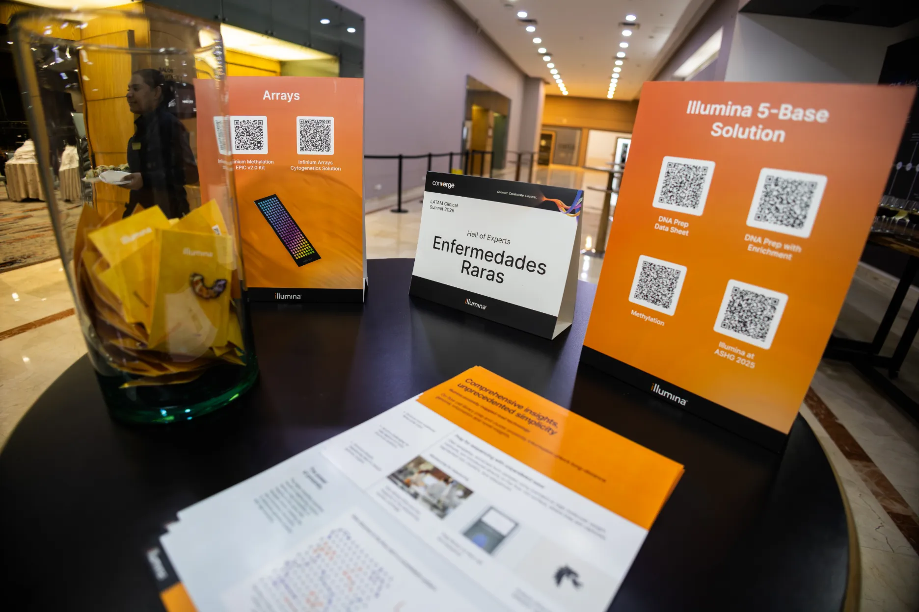 Illumina Latam Summit 2026 – detalle del espacio corporativo – fotografía corporativa en Colombia