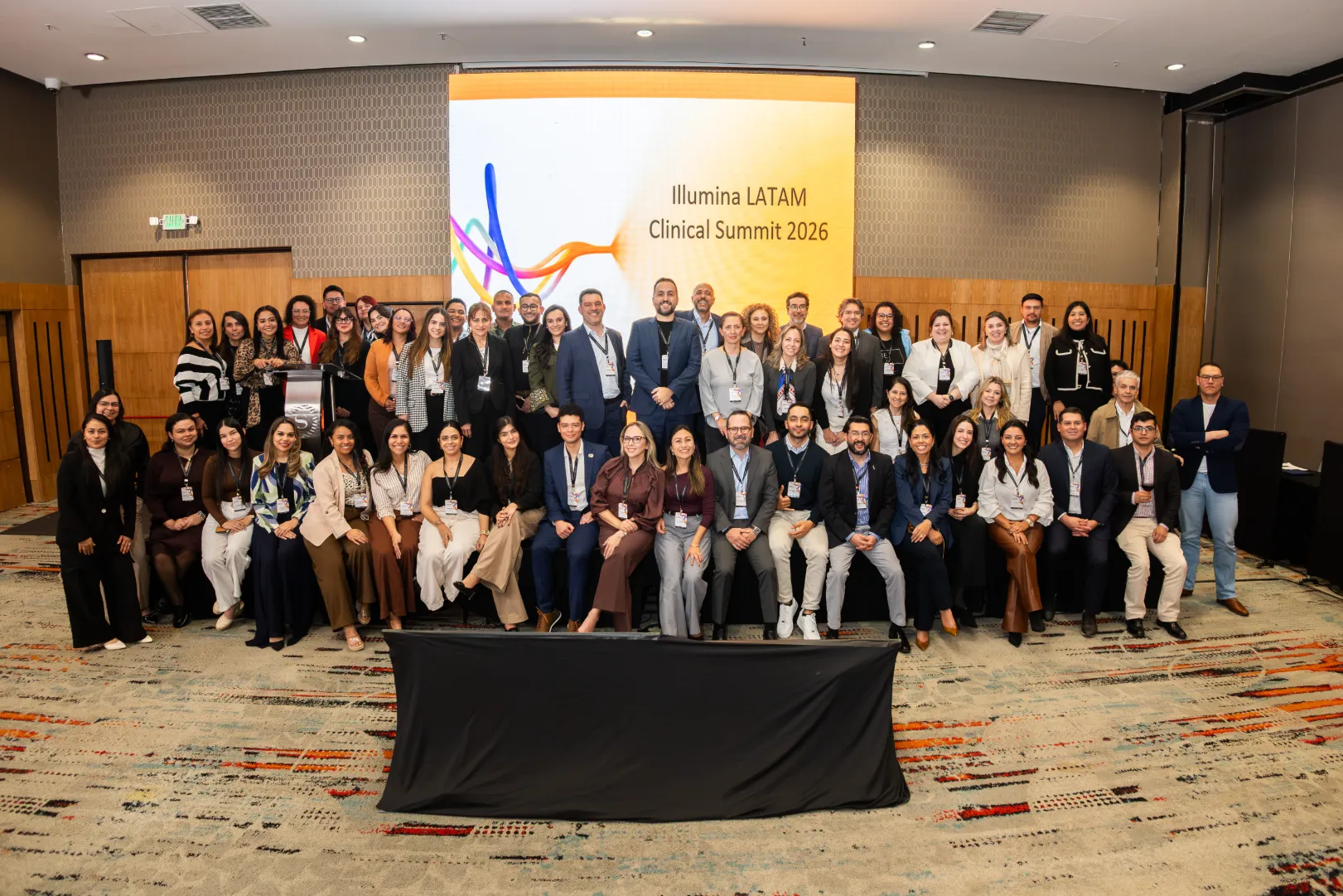 Illumina Latam Summit 2026 – reconocimiento institucional – fotografía corporativa en Colombia