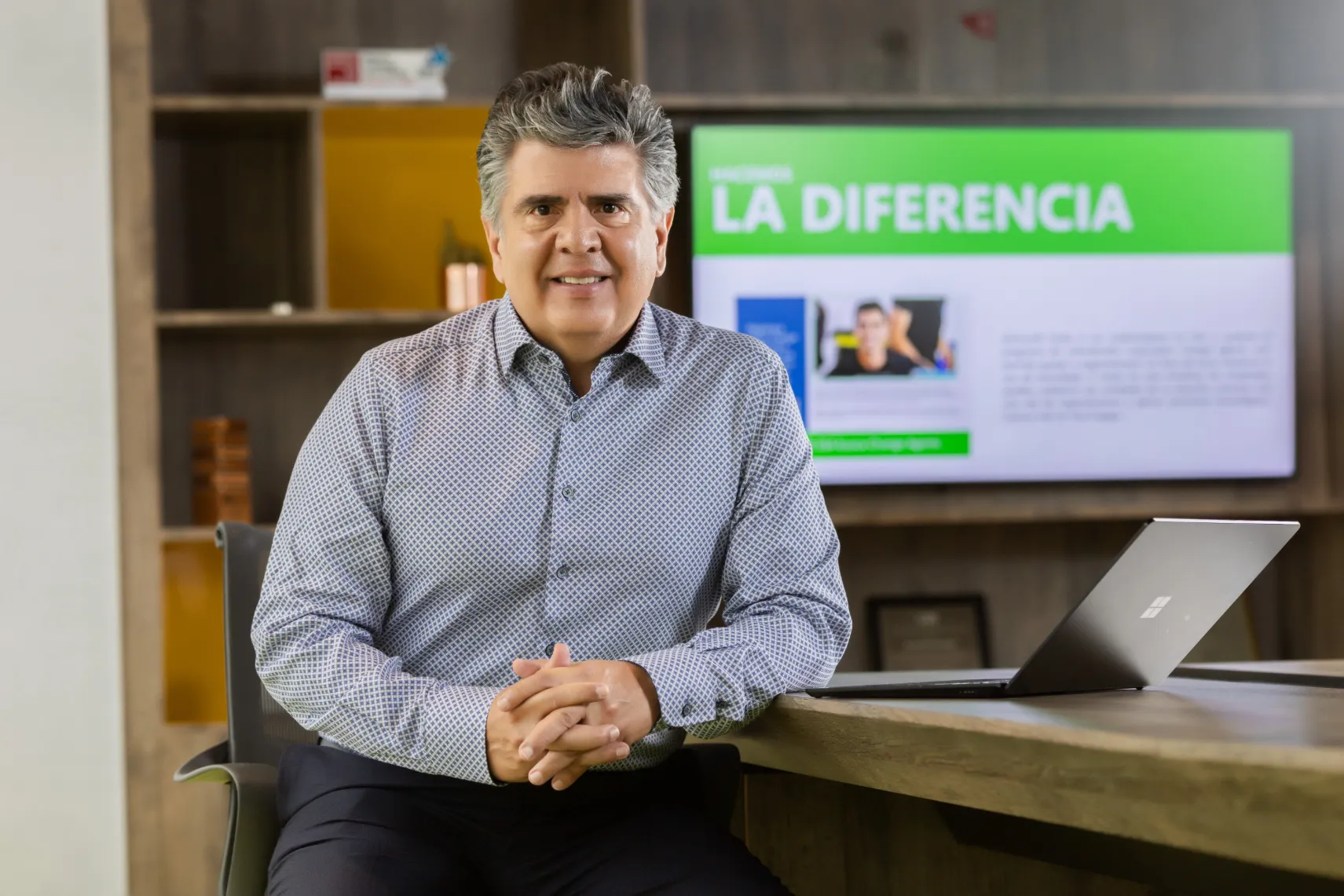 Sesión Microsoft – recepción de invitados – fotografía corporativa en Colombia