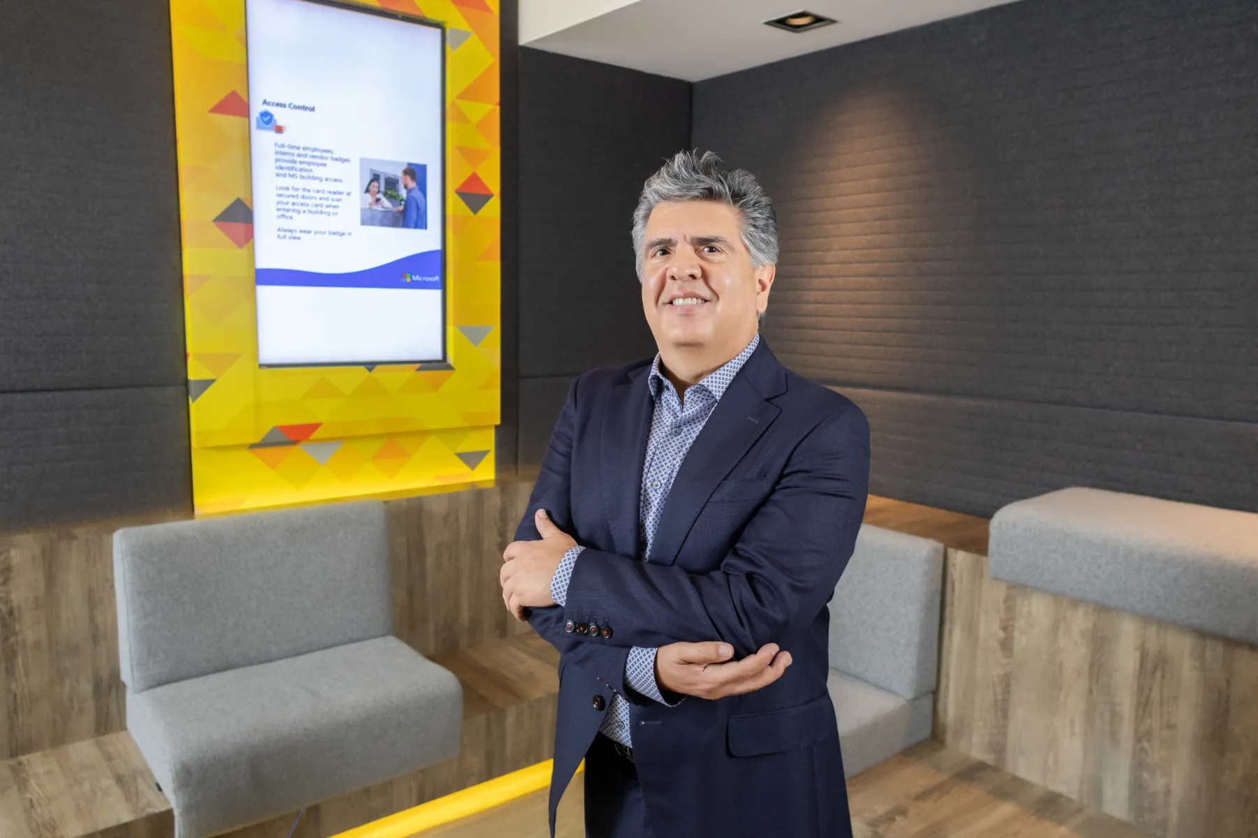 Sesión Microsoft – directivos durante el acto – fotografía corporativa en Colombia