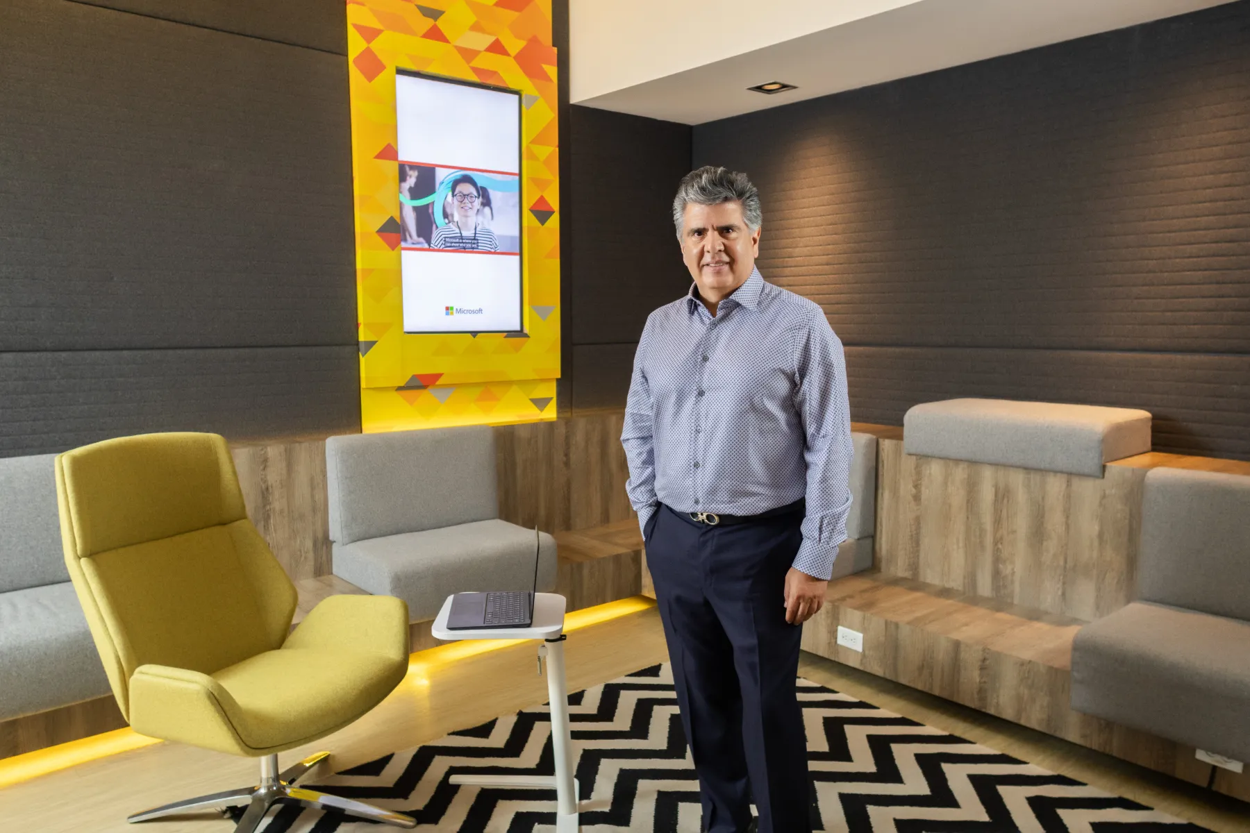 Sesión Microsoft – recepción de invitados – fotografía corporativa en Colombia