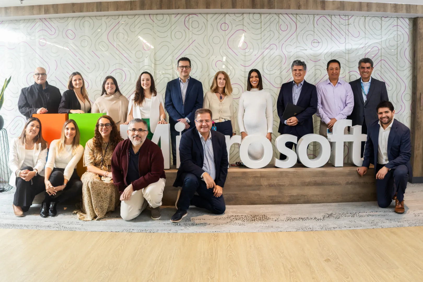 Sesión Microsoft – asistentes en el salón – fotografía corporativa en Colombia