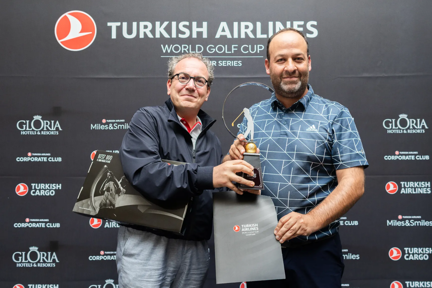 Torneo Turkish Airlines – firma de acuerdo – fotografía corporativa en Colombia