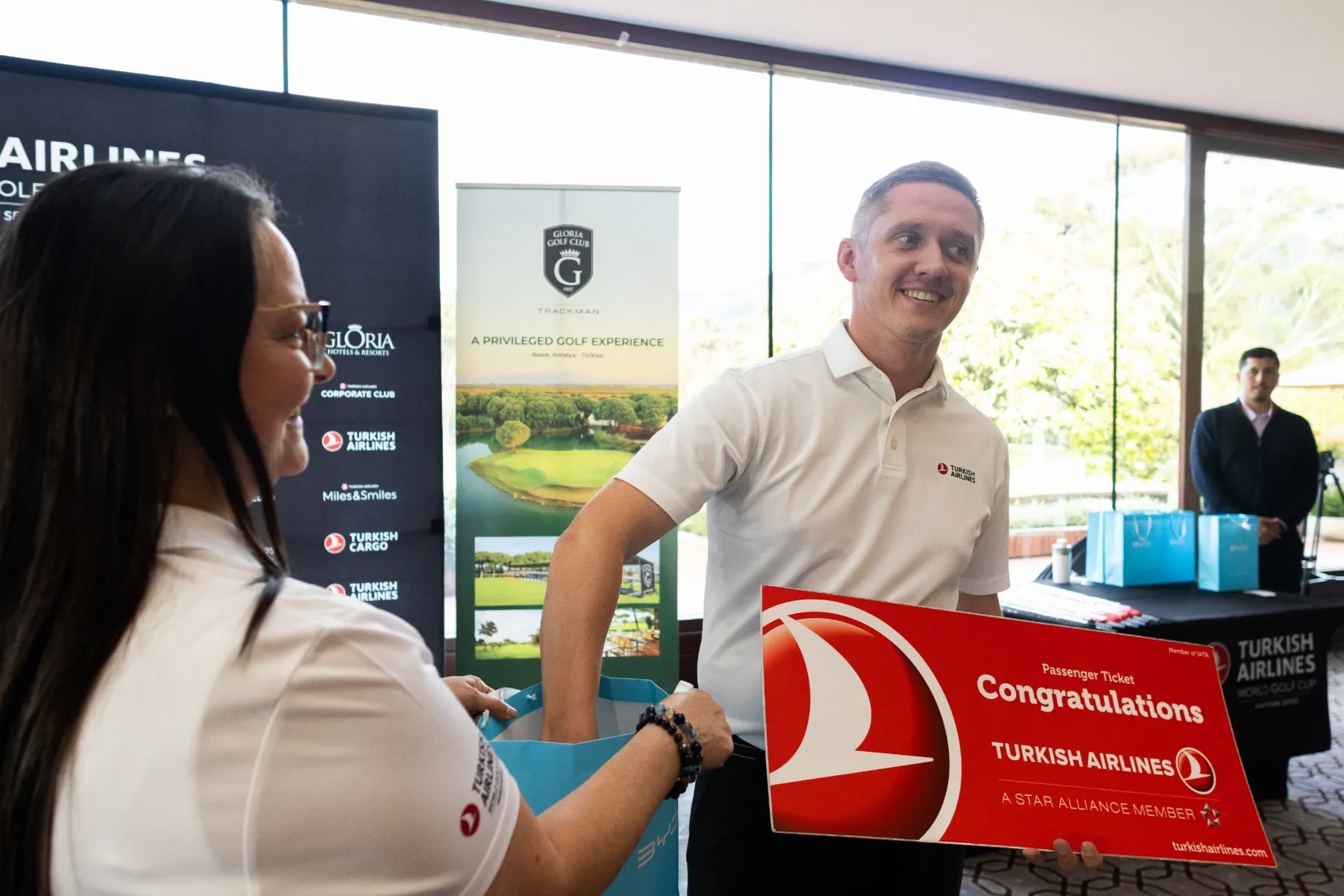 Torneo Turkish Airlines – asistentes en el salón – fotografía corporativa en Colombia