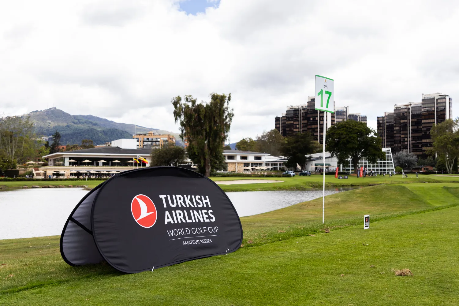 Turkish Airlines Golf – reconocimiento institucional – fotografía corporativa en Bogotá